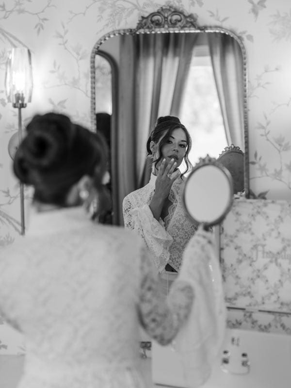 wedding-bridal-portrait-getting-ready-abbott-mansion